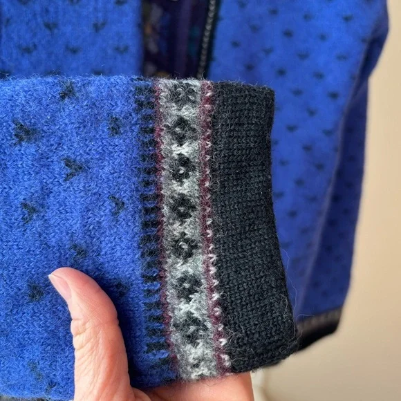 Vintage Wool Fair Isle Sweater 💙 - Picture 5 of 6